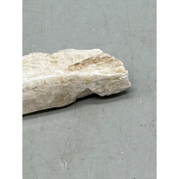 Raw Quartz Crystal Point Specimen 2.5x1" READ - Picture 8 of 8